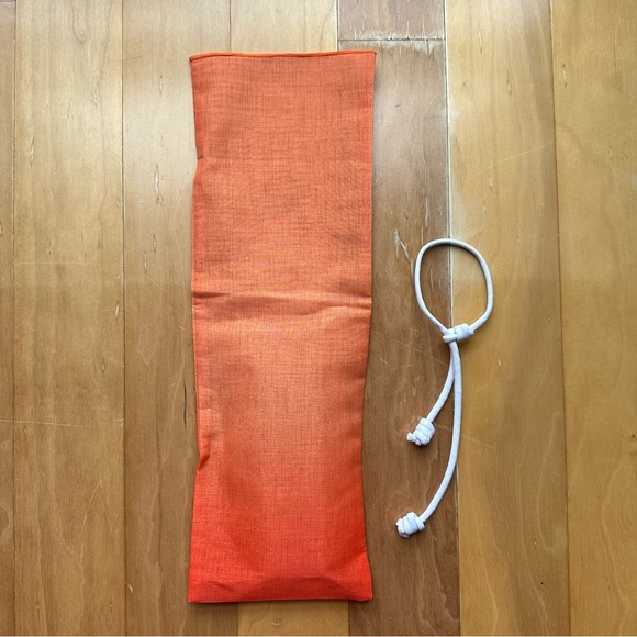 (2 for $30) Sulwhasoo traditional Korean gift wrap - Picture 6 of 8